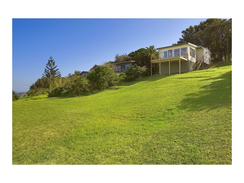 629 Lawrence Hargrave Drive, Wombarra NSW 2515