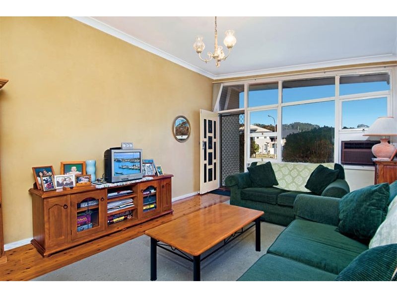 13 Frances Street, Helensburgh NSW 2508