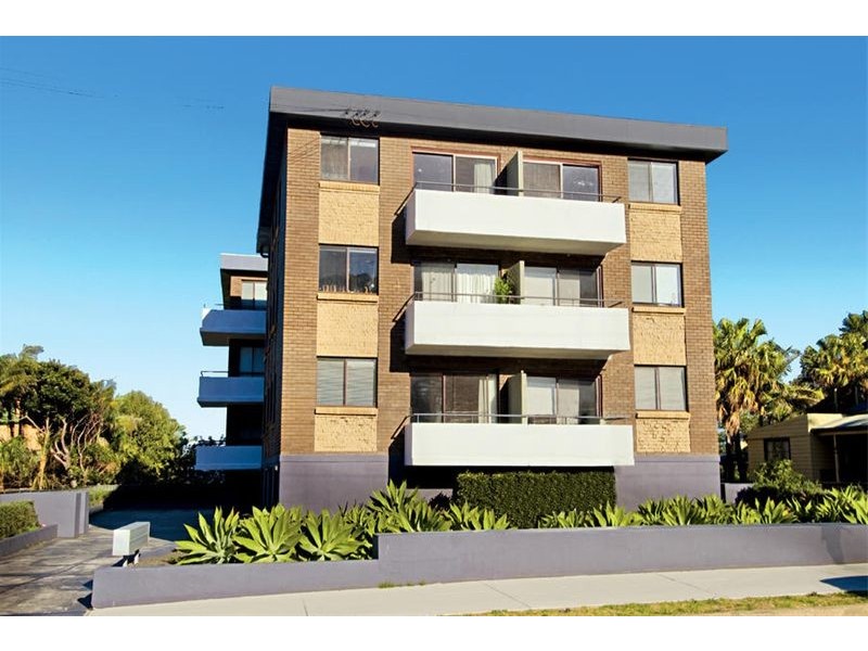 1-12/223 Lawrence Hargrave Drive, Thirroul NSW 2515