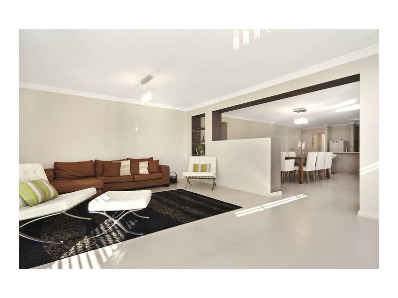11 Cemetery Road, Helensburgh NSW 2508