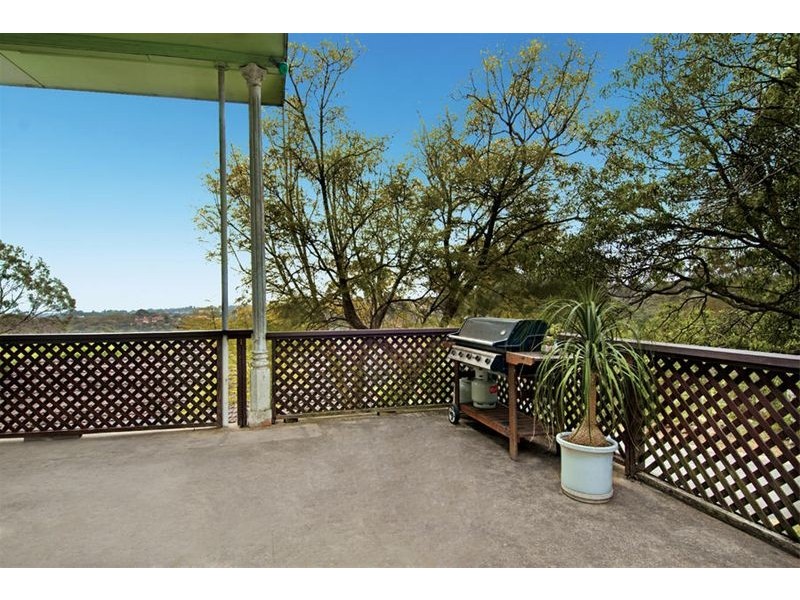 17 Boundary Road, Heathcote NSW 2233