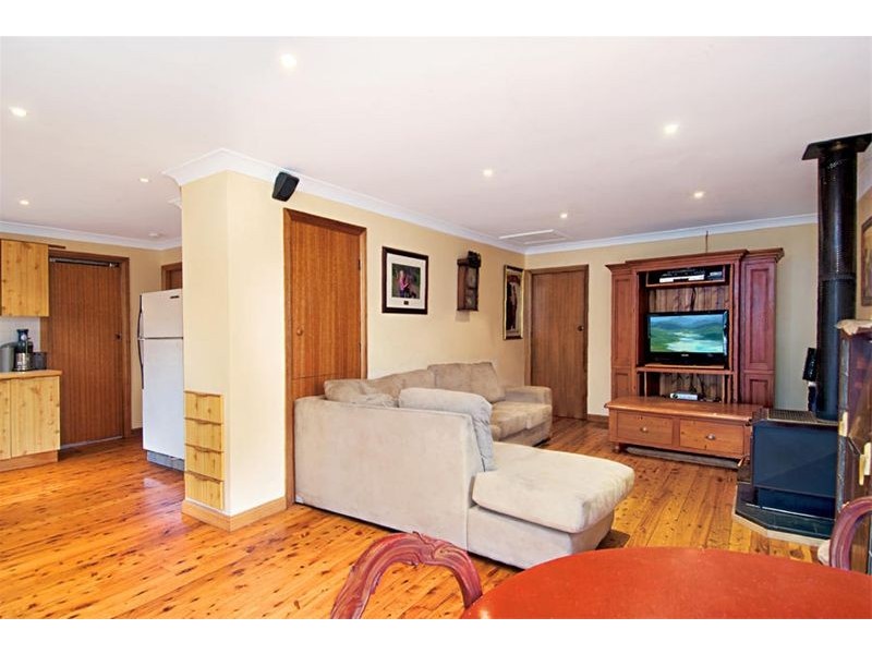 30 Boundary Road, Heathcote NSW 2233