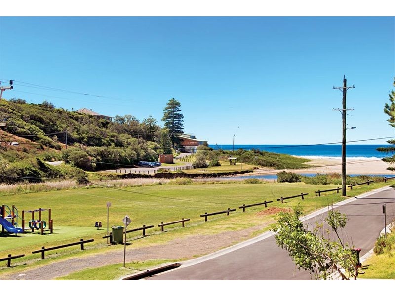 38 Lower Coast Road,, Stanwell Park NSW 2508