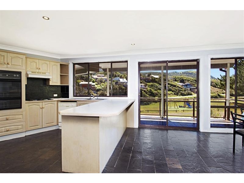 38 Lower Coast Road,, Stanwell Park NSW 2508
