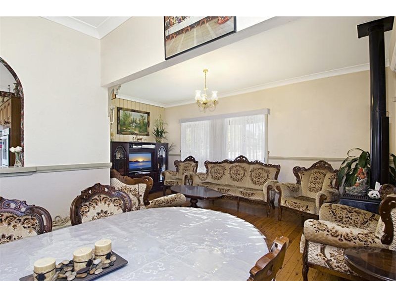 31 Boundary Road, Heathcote NSW 2233