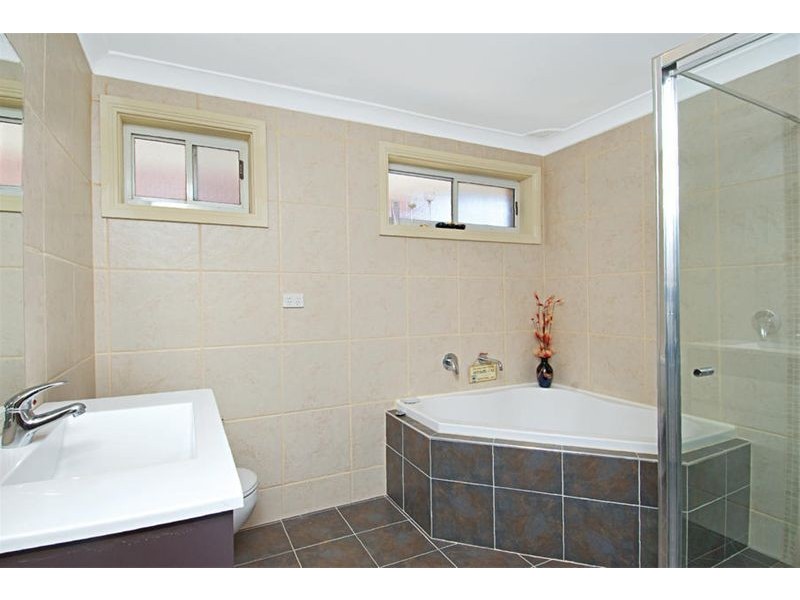 8/82 Wilson Parade, Heathcote NSW 2233