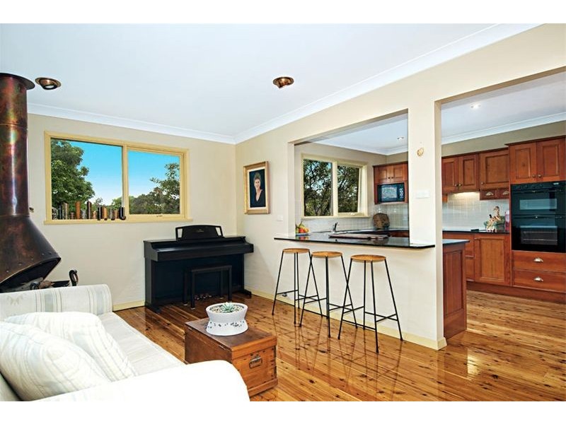 73 Yanagang Street, Waterfall NSW 2233