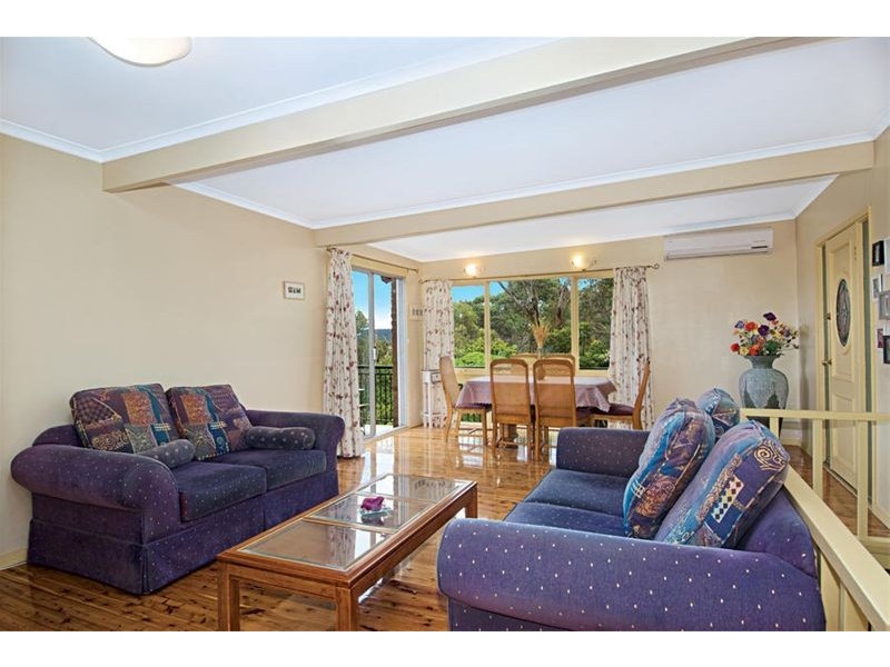 73 Yanagang Street, Waterfall NSW 2233