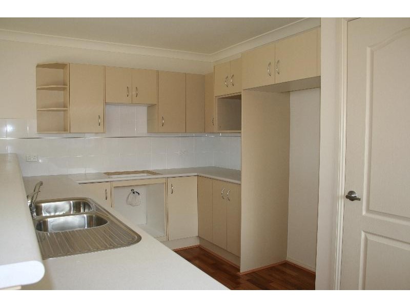 1/32 Stuart Street, Helensburgh NSW 2508