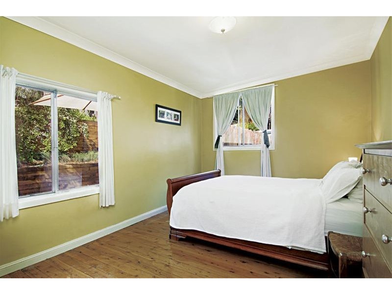 106 The Crescent, Helensburgh NSW 2508