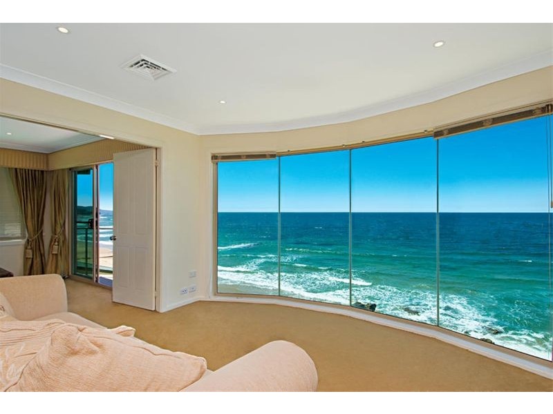 3a Cliff Parade, Thirroul NSW 2515