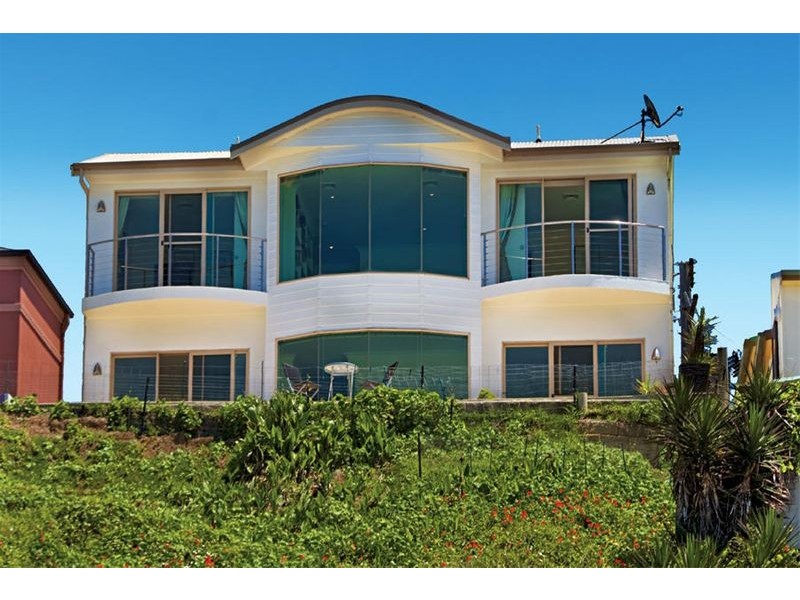 3a Cliff Parade, Thirroul NSW 2515