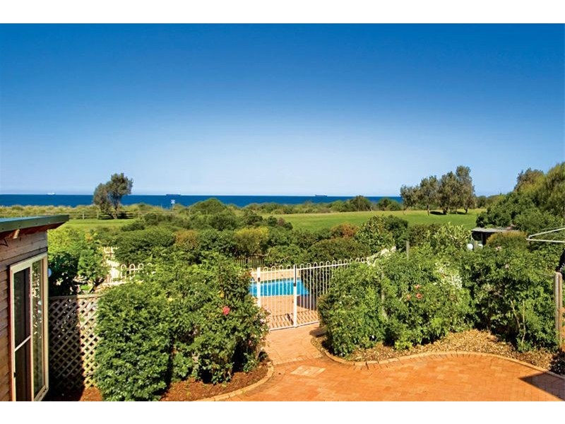 13 John Cawley Crescent, Woonona NSW 2517