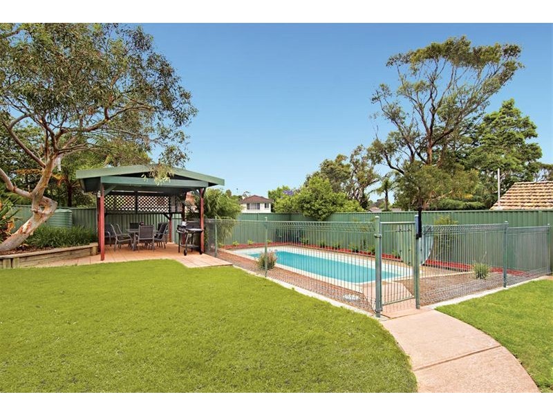 36 Dalley Road, Heathcote NSW 2233