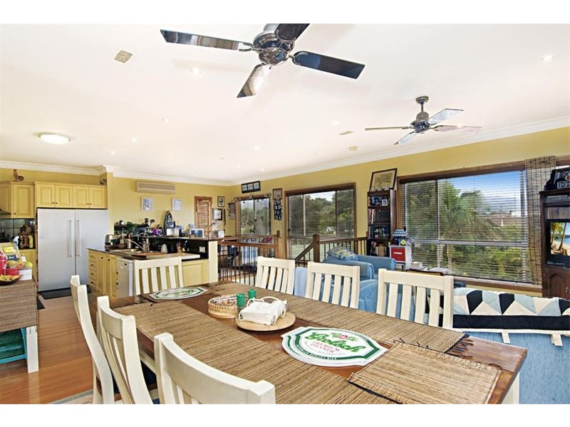 24 Dorrigo Avenue, Woonona NSW 2517