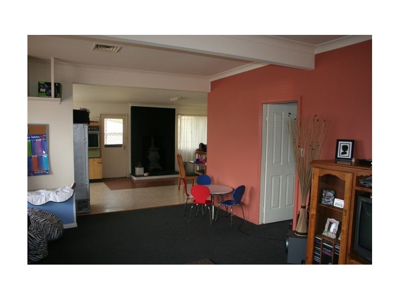 123 Walker Street, Helensburgh NSW 2508