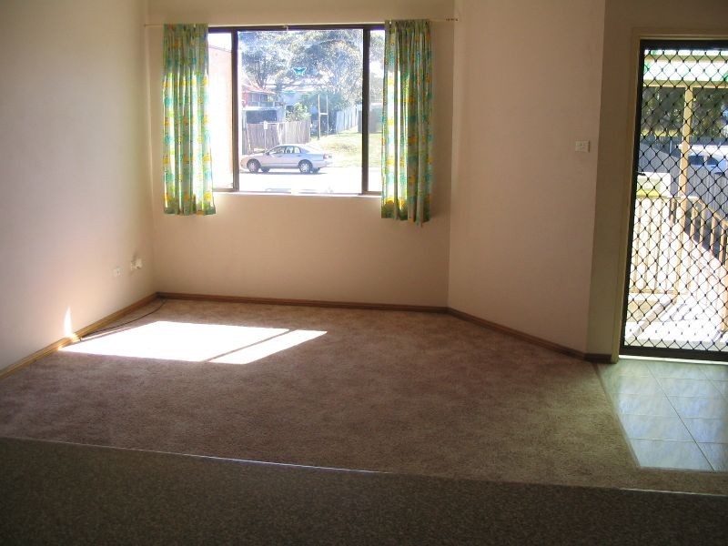 2/18 Walker Street, Helensburgh NSW 2508