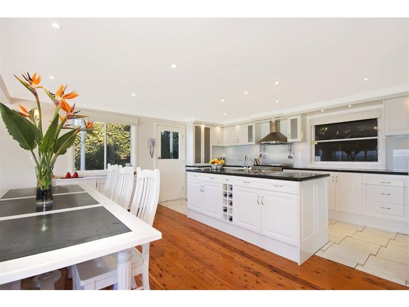 6 Haig Street, Wombarra NSW 2515