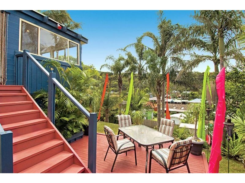 23 Hillcrest Avenue, Woonona NSW 2517