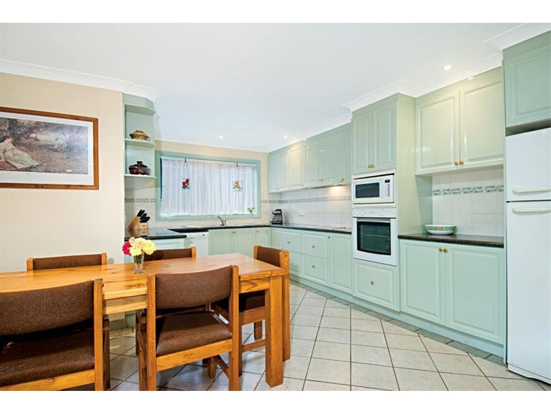 9 Chadwick Grove, Helensburgh NSW 2508