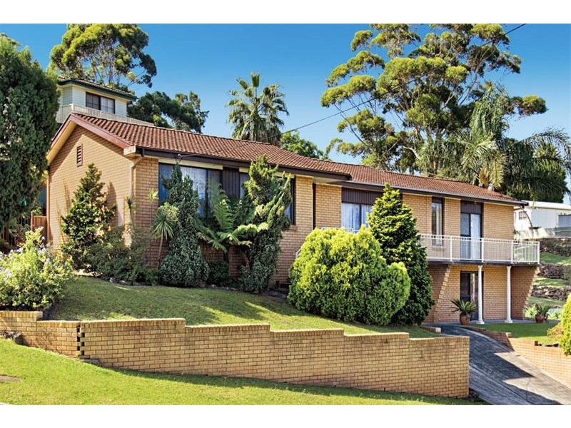 35 Arunta Drive, Thirroul NSW 2515
