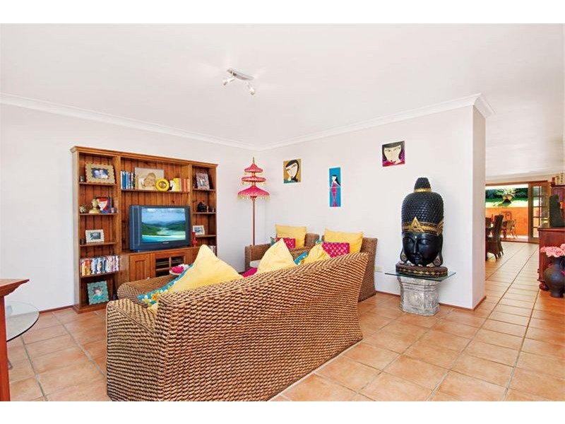 10 Blackbutt Place, Bulli NSW 2516
