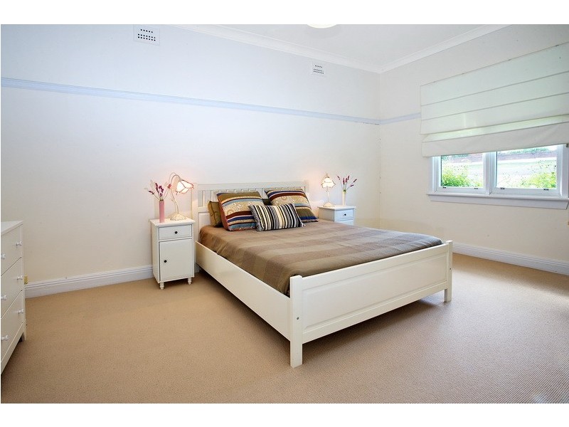 38 Russell Street, Woonona NSW 2517