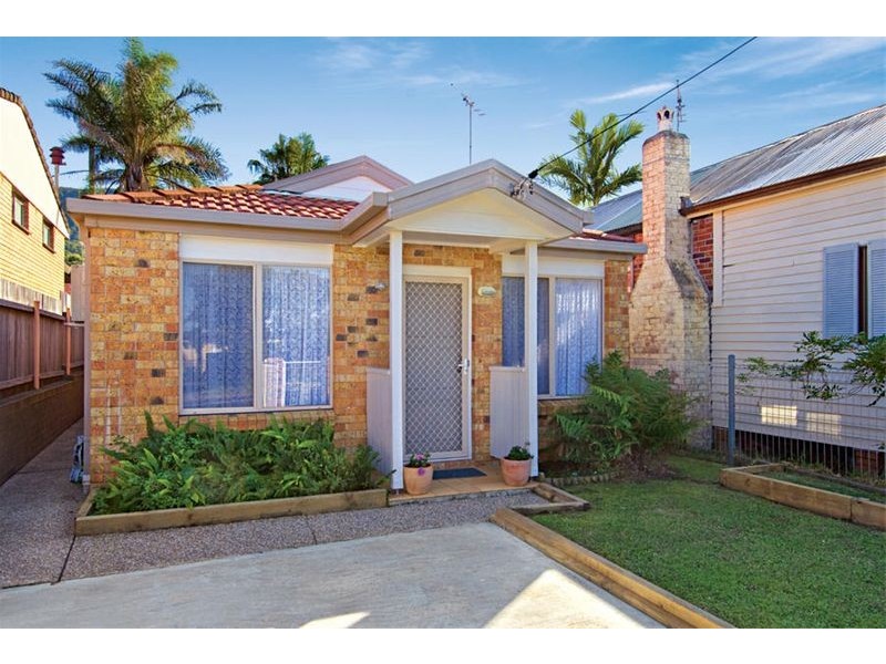 238 Lawrence Hargrave Drive, Thirroul NSW 2515