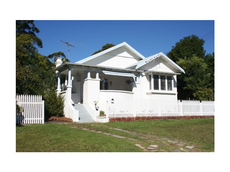 12 Foster Street, Helensburgh NSW 2508