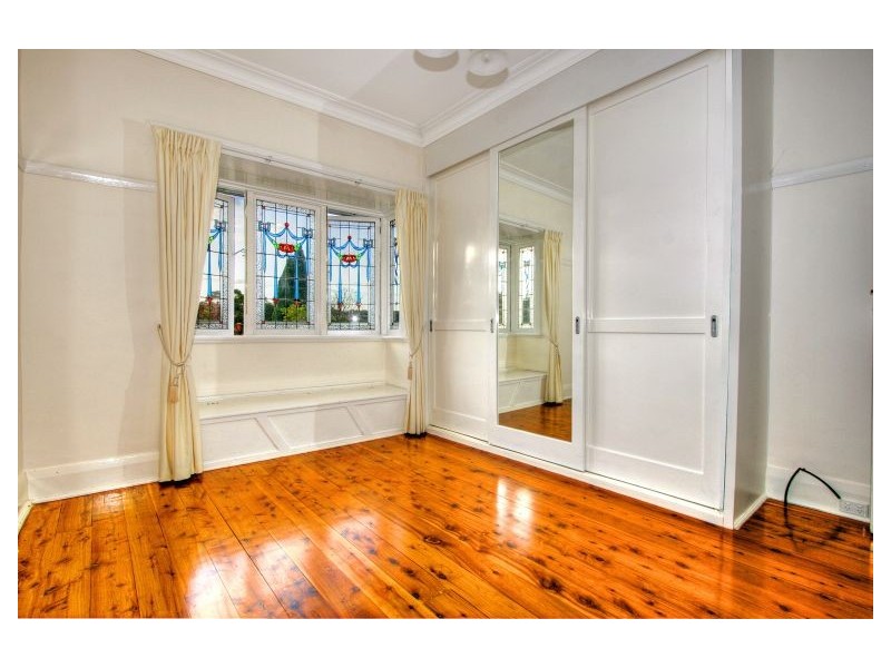 12 Foster Street, Helensburgh NSW 2508