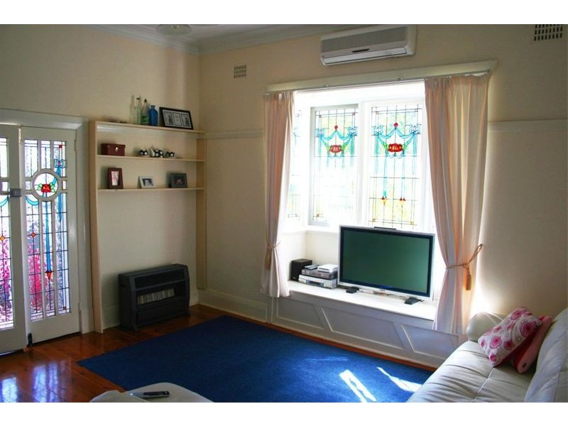 12 Foster Street, Helensburgh NSW 2508