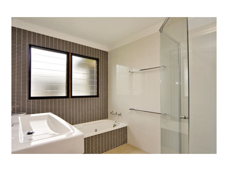 43 Sandon Drive, Bulli NSW 2516