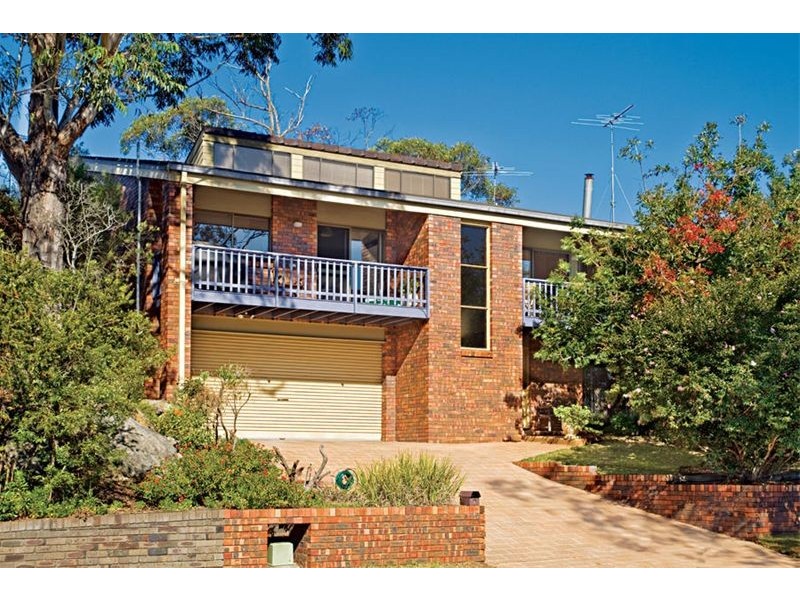 4 Larkspur Place, Heathcote NSW 2233