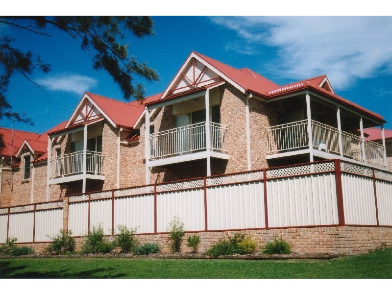 2/6 Walker Street, Helensburgh NSW 2508
