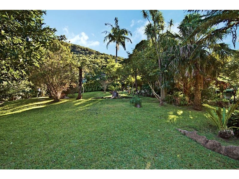 30 Chellowdene Avenue, Stanwell Park NSW 2508