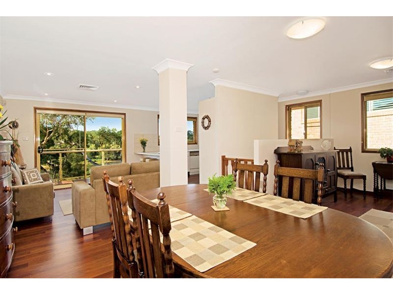 8 St George Crescent, Sandy Point NSW 2172