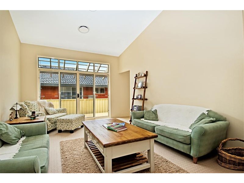 25 Heathcote Street, Helensburgh NSW 2508