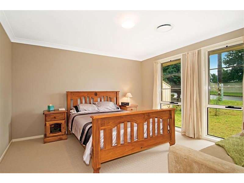 25 Heathcote Street, Helensburgh NSW 2508