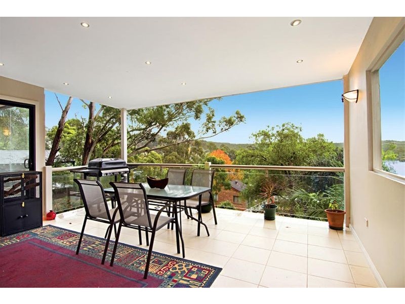 93 The Crescent, Helensburgh NSW 2508