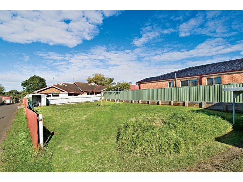 137 Parkes Street, Helensburgh NSW 2508