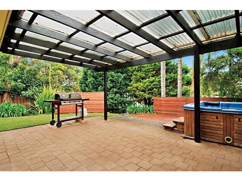 37 The Crescent, Helensburgh NSW 2508