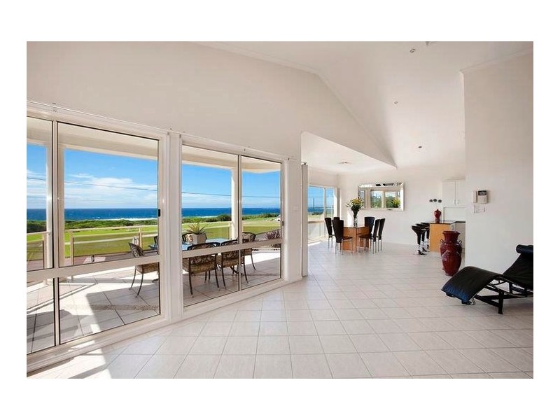 20 Beach Road, Woonona NSW 2517