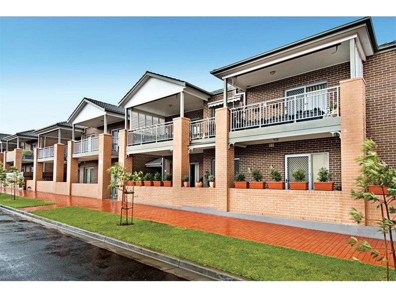 8/11 Stuart Street, Helensburgh NSW 2508