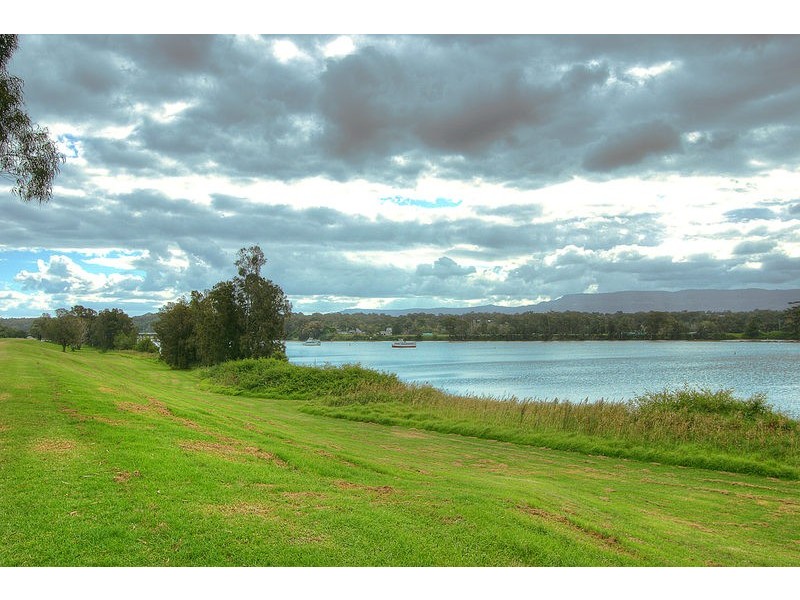 64  Riverview Road, Nowra NSW 2541