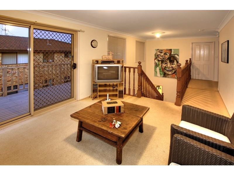 2/20  Ocean Street, Thirroul NSW 2515