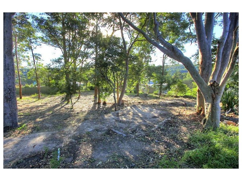 12 Foster Street, Helensburgh NSW 2508