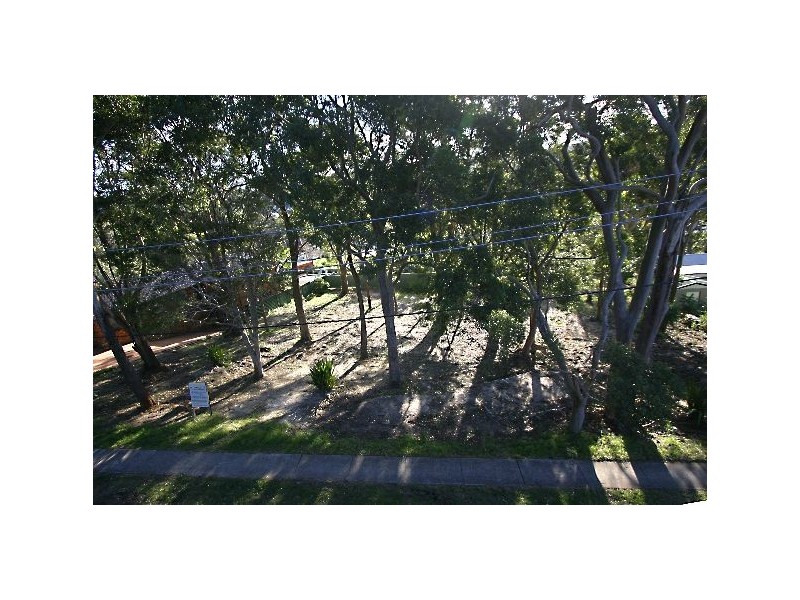 12 Foster Street, Helensburgh NSW 2508