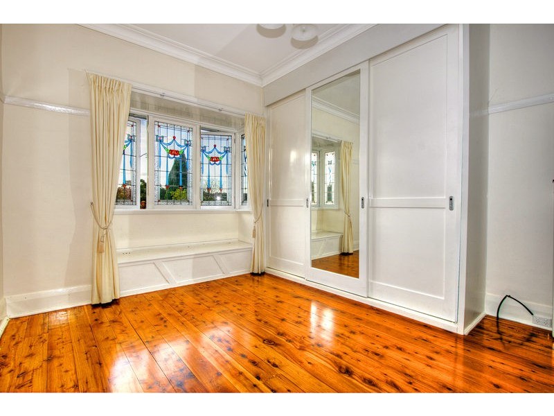 12 Foster Street, Helensburgh NSW 2508