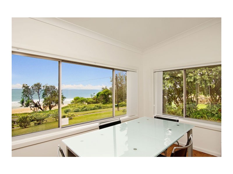 670  Lawrence Hargrave Drive, Coledale NSW 2515