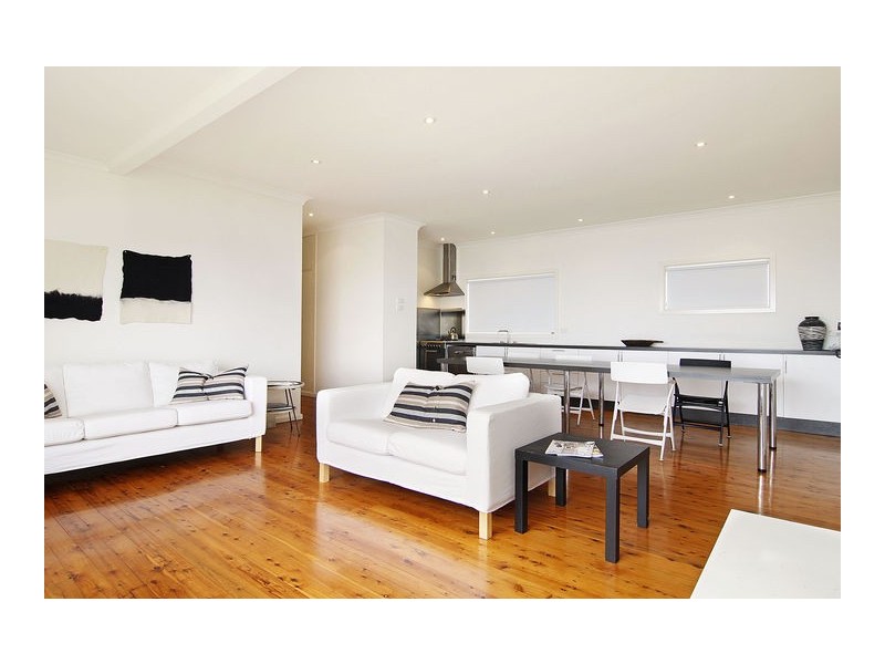 2  Woodland Avenue, Thirroul NSW 2515